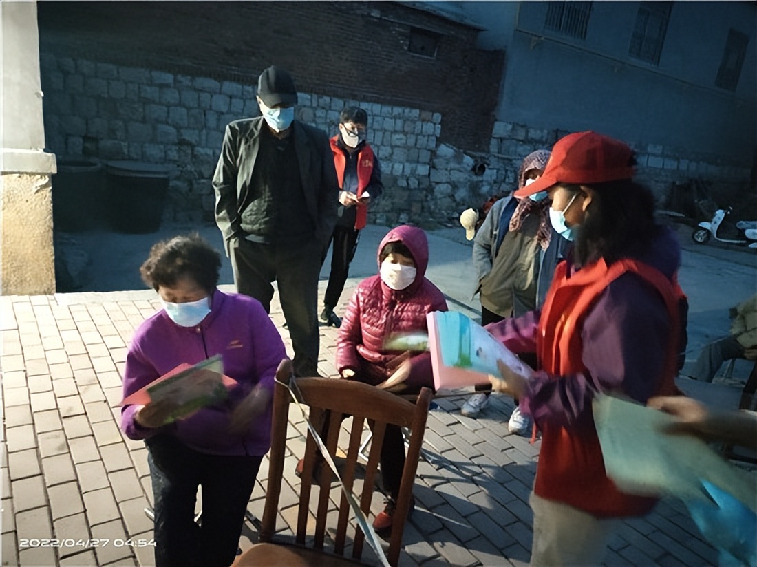 manbetx官方下载
的那抹云霞——记志愿者张云霞女士